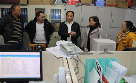 【奮戰(zhàn)80天·沖刺四季度】 阮仁勝利用休息時間到桂金分公司調研指導