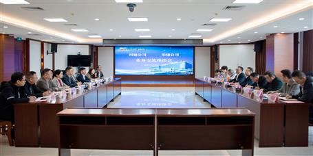 覃振華帶隊(duì)到四建公司開(kāi)展工作交流