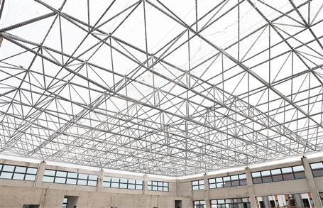 【大干二季度 沖刺半年紅】冶建桂華分公司一項(xiàng)目順利完成鋼結(jié)構(gòu)吊裝